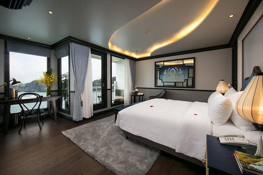 Lapinta Luxury Cruises Hotel Ha Long Exterior photo