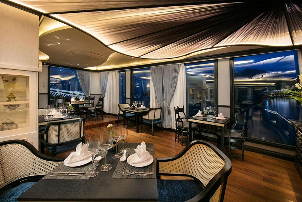 Lapinta Luxury Cruises Hotel Ha Long Exterior photo